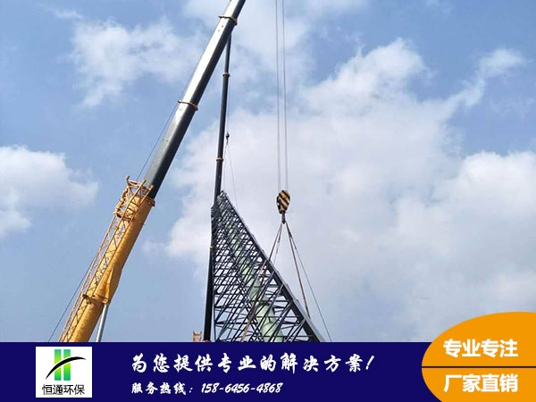 烏（wū）蘭察布玻璃鋼（gāng）煙（yān）筒